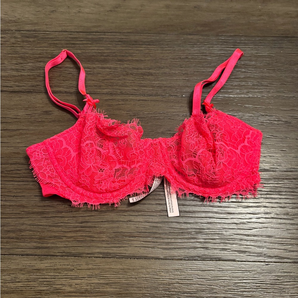 Victoria Secret Dream Angel Push up without padding 32C new without tags